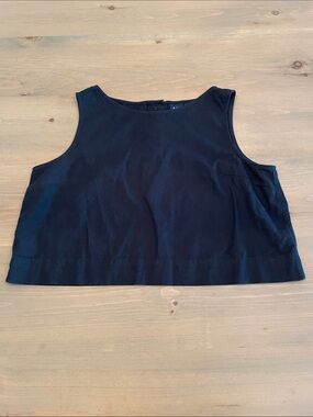 GAP Black Sleeveless Crop Top